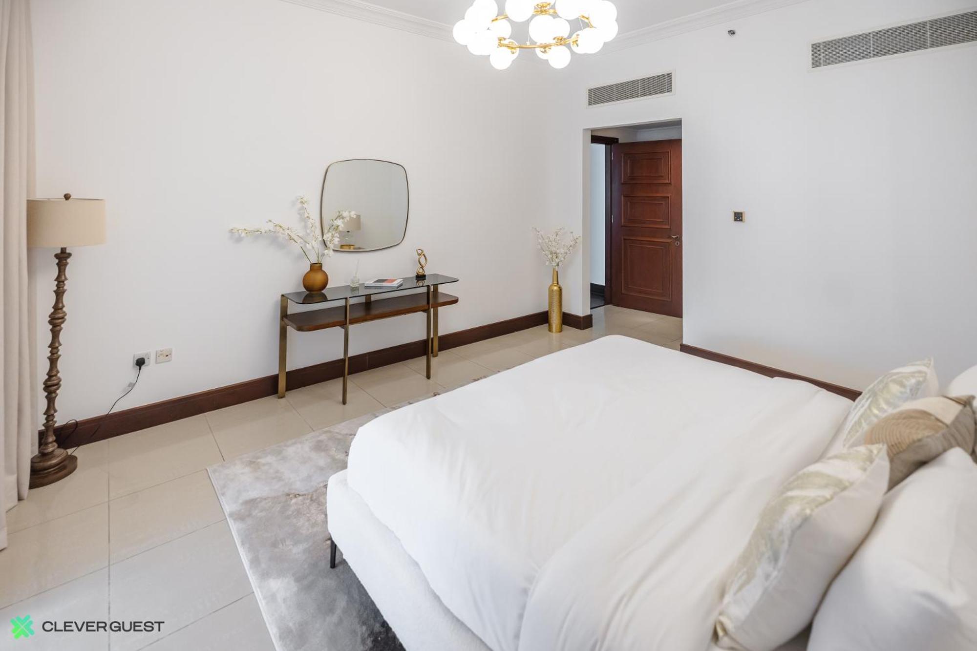 Clever Guest 030 Golden Mile 6 Apartment Dubai