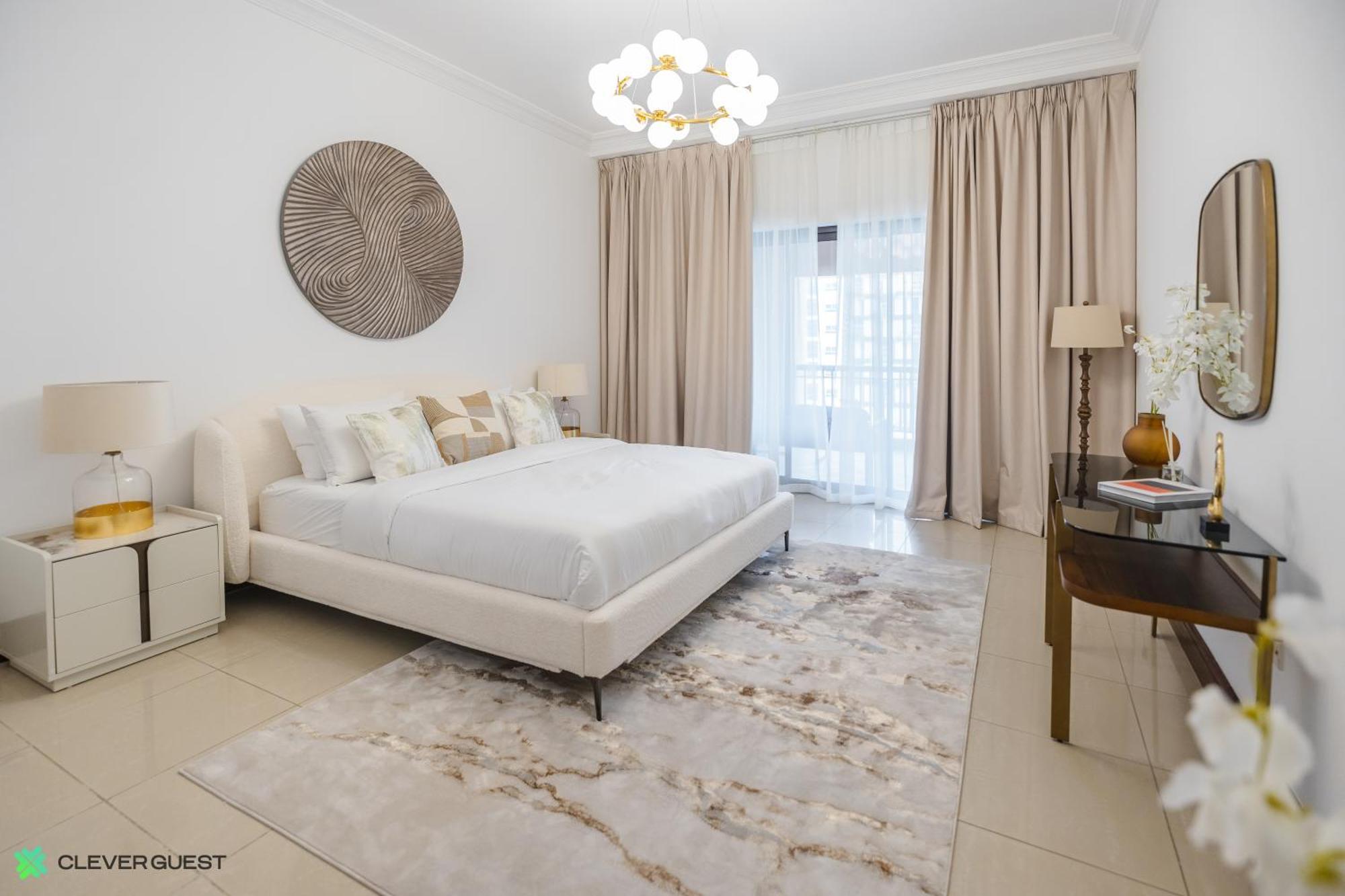 Clever Guest 030 Golden Mile 6 Dubai